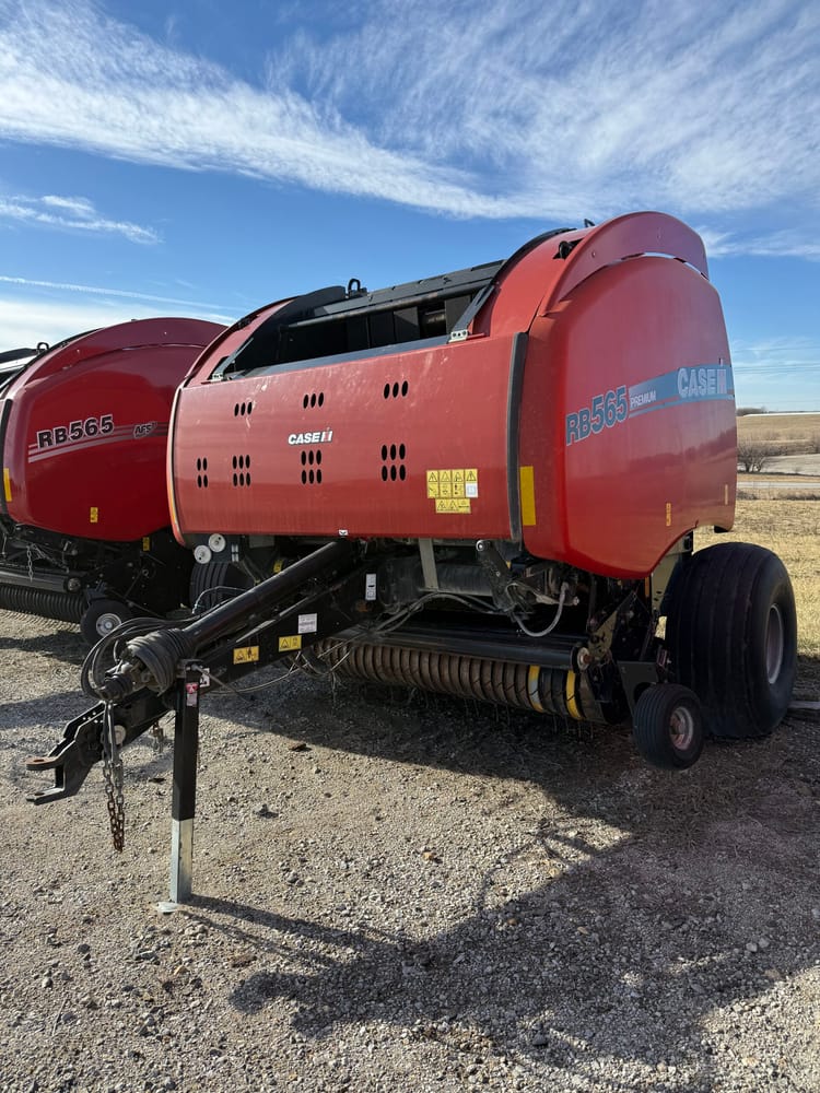 2016 Case IH RB565